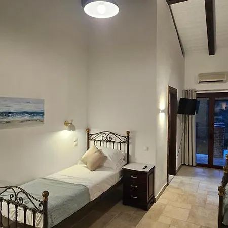 The Little Olive Press, Villa *