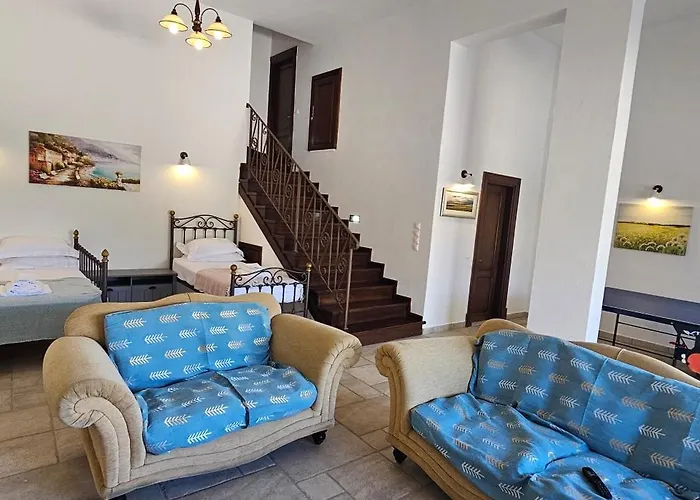 The Little Olive Press, Villa