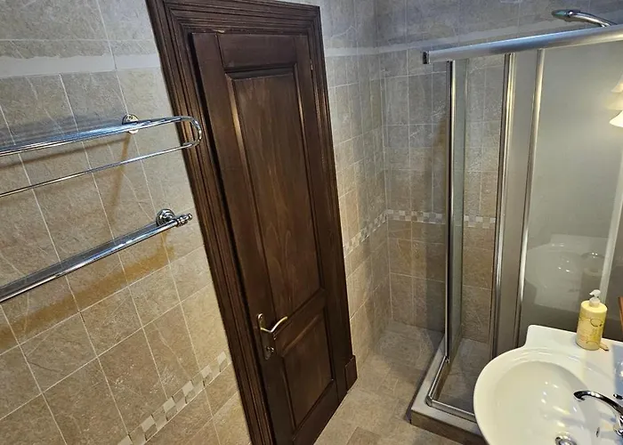 The Little Olive Press, Villa