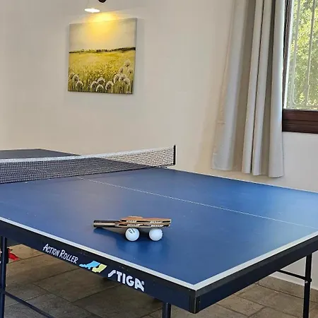 The Little Olive Press, * 卡西奥皮