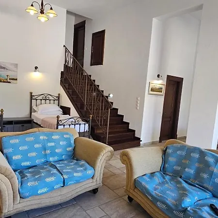 The Little Olive Press, 别墅