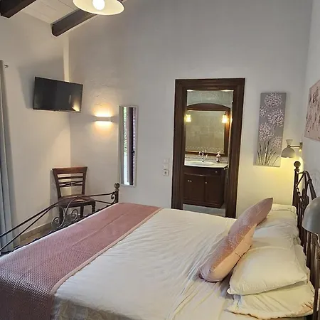 The Little Olive Press, * 卡西奥皮